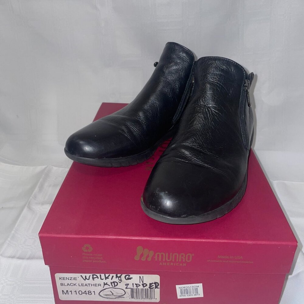 Munro American  Women's Zippered Ankle Boot, Black, Size 9N